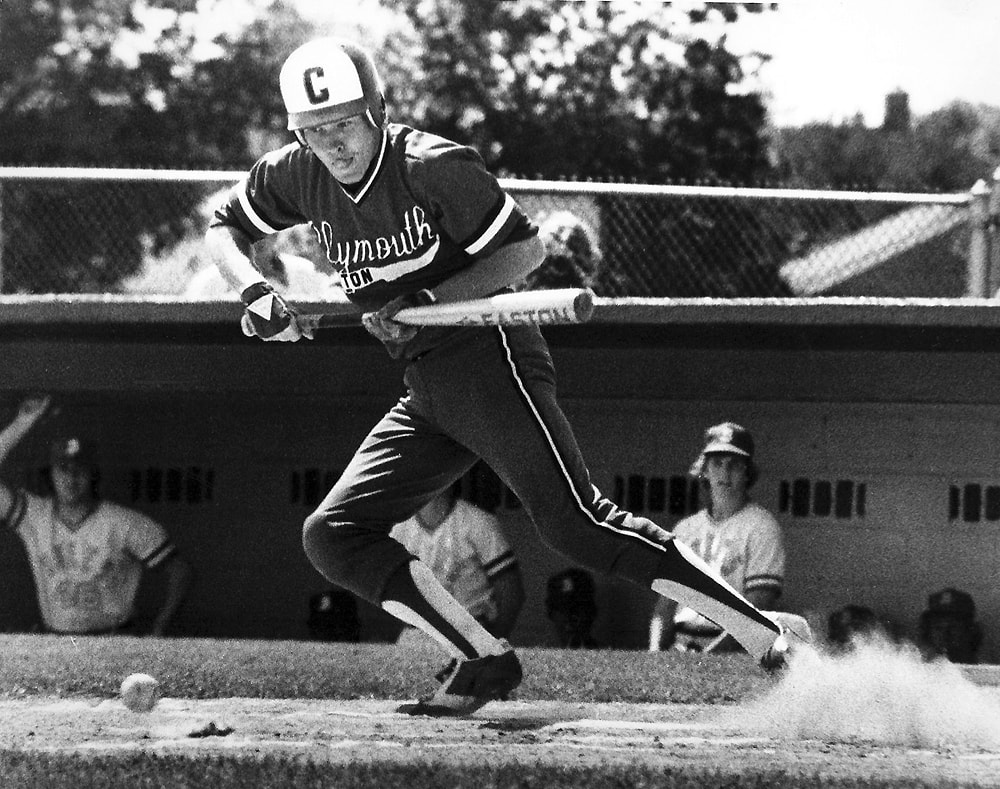 Baseball: The Perfect Bunt — photojournalism by Jay Keenan
